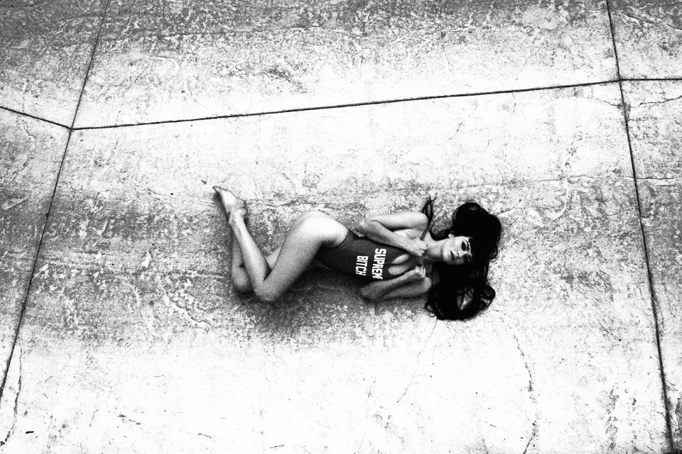 Марка Married to the Mob опубликовала откровенный лукбук новой коллекции. Изображение № 16.