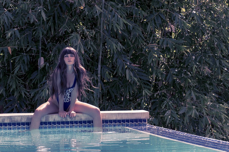 Марка Married to the Mob опубликовала откровенный лукбук новой коллекции. Изображение № 5.