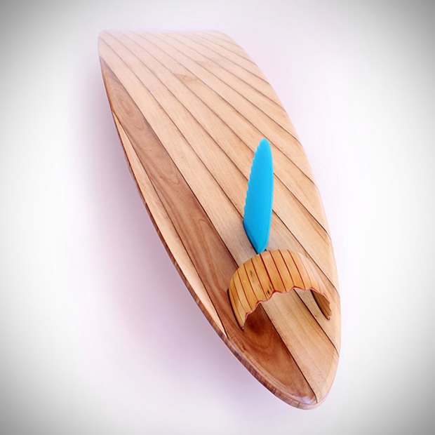 В продажу поступила доска для сёрфинга за $1,3 млн. Изображение № 2.