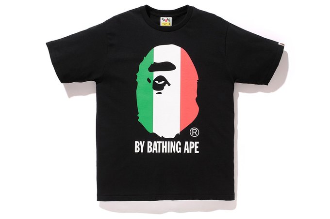 Марка A Bathing Ape представила коллекцию, посвящённую чемпионату мира по футболу в Бразилии. Изображение № 7.