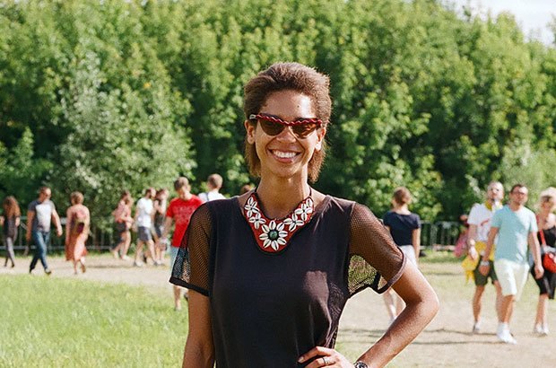 Девушки в городе: Фоторепортаж с фестиваля Outline. Изображение № 8.