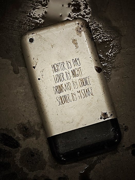 Killing for Peace: Гравировки на телефонах американских солдат. Изображение № 9.