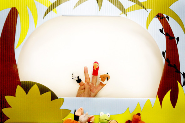 Подари карандаш!. Изображение № 1.