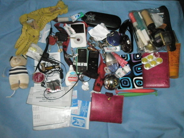 Look at Me: What's in your bag? Часть 2. Изображение № 42.