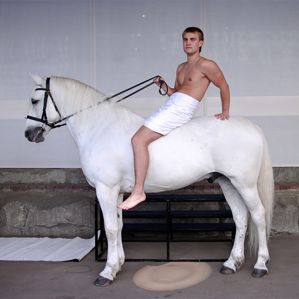 Конь унес любимого. Изображение № 10.