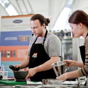 Omnivore Food Festival: Иван Шишкин готовит пеммикан и черемуховые полбяные пряники — Рецепты шефов на The Village