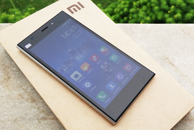 Как дешёвые смартфоны Xiaomi потеснили iPhone и Samsung — Истории translation missing: ru.desktop.posts.titles.on The Village
