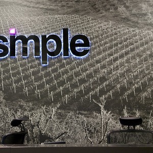 Офис недели (Москва): Simple — Интерьер недели translation missing: ru.desktop.posts.titles.on The Village