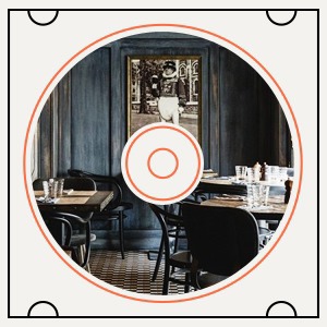 Какая музыка играет в пабе Haggis Pub & Kitchen — Пока ты ел на The Village