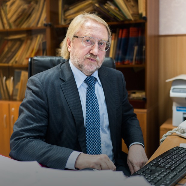 «800 тысяч россиян не знают, что больны ВИЧ»: Вадим Покровский — о новой эпидемии — Что нового на The Village