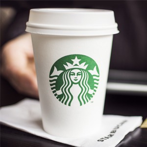 Почему Starbucks выжил в битве с конкурентами — Истории на The Village