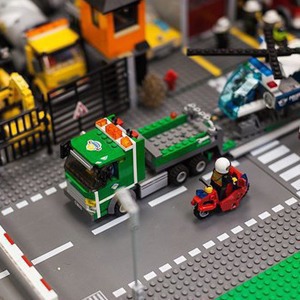 Фото дня: Как выглядит музей Lego в Петербурге — Город translation missing: ru.desktop.posts.titles.on The Village