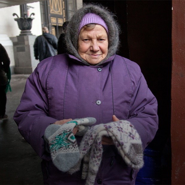 Кто продаёт шерстяные носки на улицах Москвы — Люди в городе на The Village
