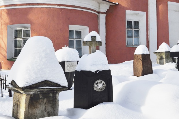 Кости столицы: Гид по самым любопытным московским кладбищам — Гид The Village translation missing: ru.desktop.posts.titles.on The Village