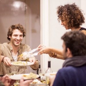 Едящие вместе: Как работает проект EatWith в России и мире — Еда на The Village
