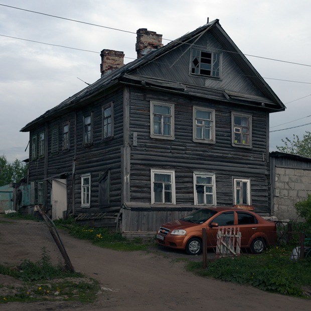 Деревня в городе: Как живёт микрорайон Петербурга с деревянными домами — На месте translation missing: ru.desktop.posts.titles.on The Village