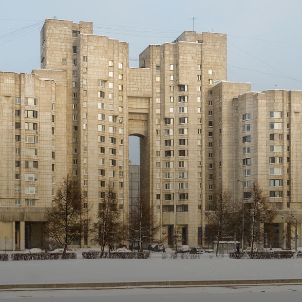 «Я живу в доме ЦФТ с двухуровневыми квартирами» — Где ты живёшь на The Village