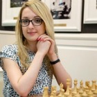 На чемпионате мира
в Иране шахматисток обяжут носить хиджабы