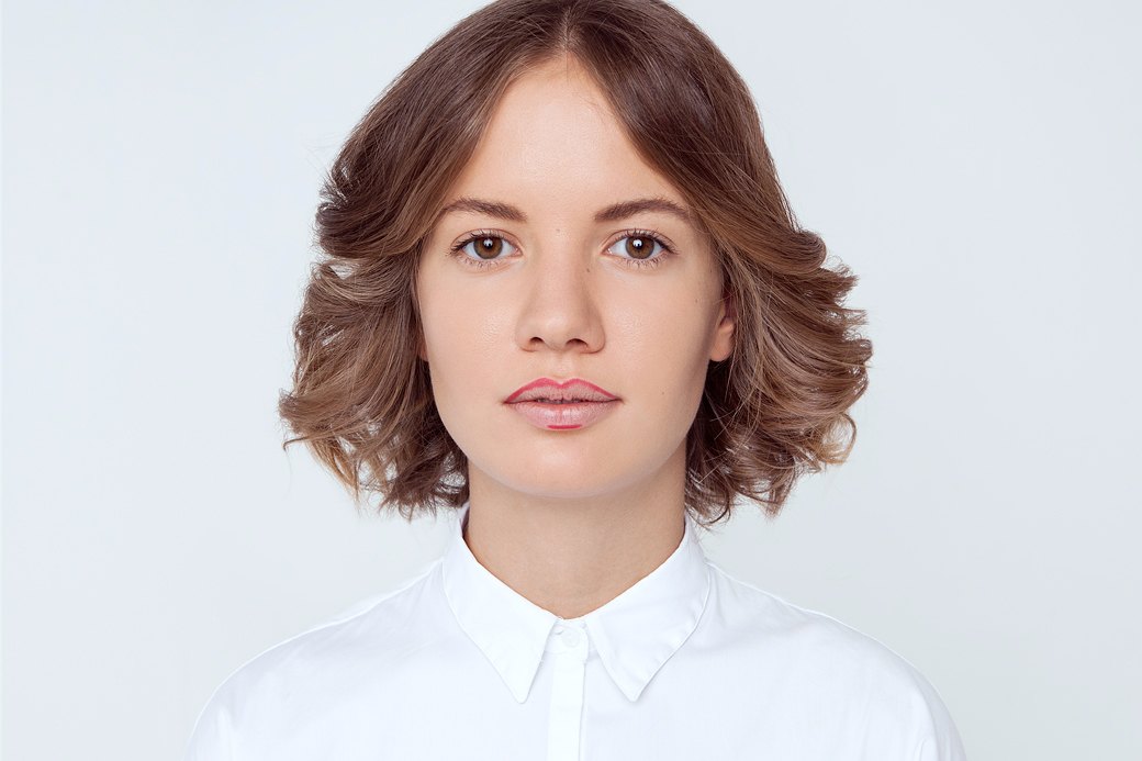 Прорисовать отрезок контура в самой нижней его точке. Изображение №4.