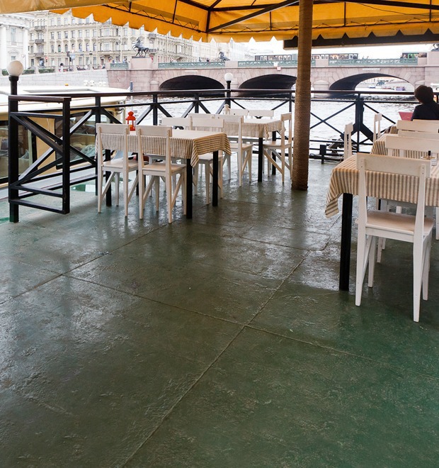 Новое место: Woodbarge — Рестораны на The Village