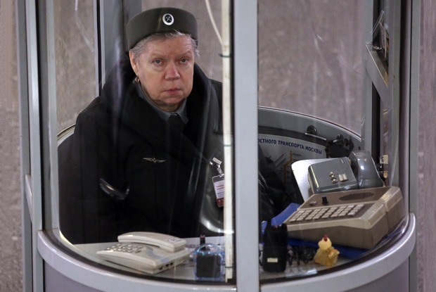 Дежурные у эскалаторов — о последних днях своей работы — Прямая речь на The Village