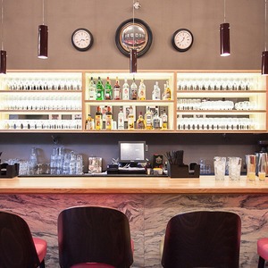 Новое место (Петербург): Zing Bar — Новое место на The Village