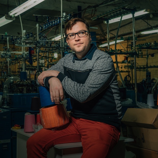 «Наша аудитория — оптимисты»: Как взлетел бренд дизайнерских носков St. Friday Socks — Предприниматели на The Village
