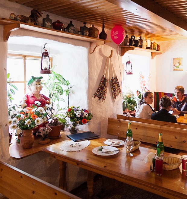 Все свои: Украинское кафе на Мира — Еда на The Village