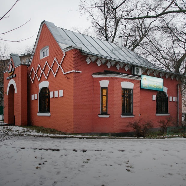 Тайский массаж в часовне на кладбище — Дом, в котором на The Village
