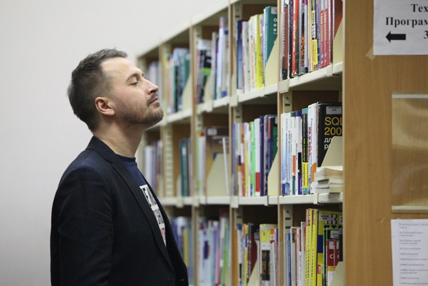 Николай Солодников — о том, почему проект «Диалоги» вернулся в Петербург
— Комментарии на The Village