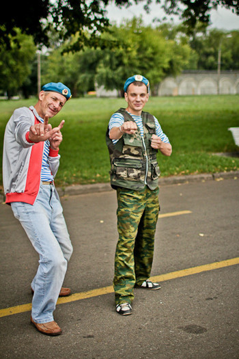Фоторепортаж: День ВДВ в парке Горького. Изображение № 43.