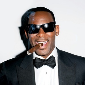 Trapped in the Closet: История музыканта R Kelly, которого обвиняют
в создании секс-секты — Музыка на Wonderzine