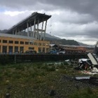 По меньшей мере 35 человек погибли при обрушении моста в Генуе