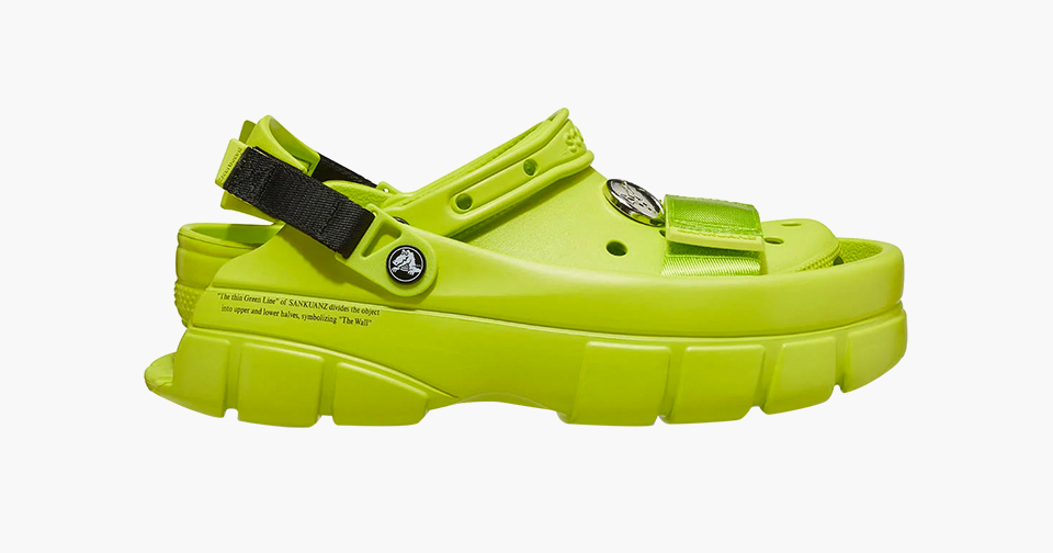 Ядовито-зёленая модель из коллекции Crocs × Sankuanz — Wonderzine