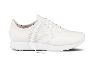 Converse показали новую яркую версию кроссовок Auckland Racer — Wonderzine